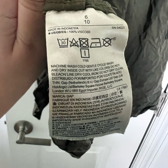 EUC GAP Military Green Shirt Dress with Tie Waist, Size 6 - Picture 4 of 5